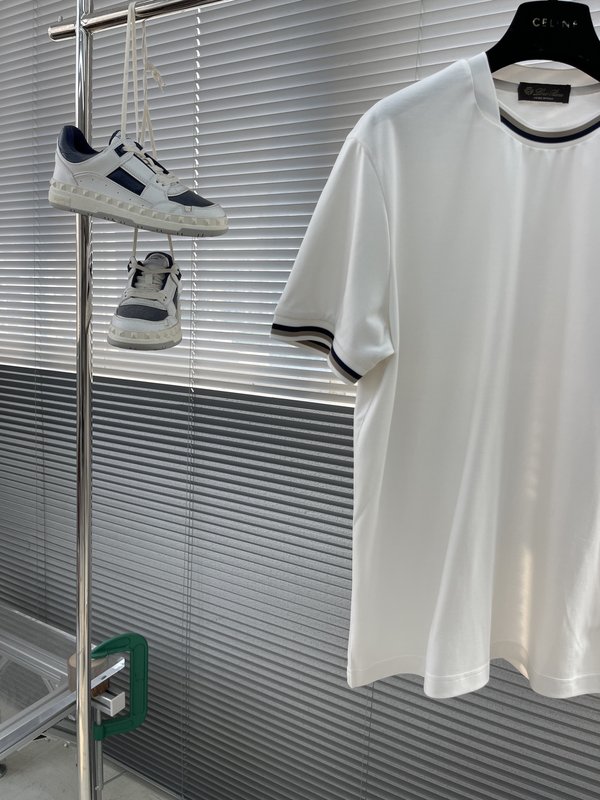 로로피아나 남성 오버랩 립 칼라 실크 블렌드 티셔츠 001-175312