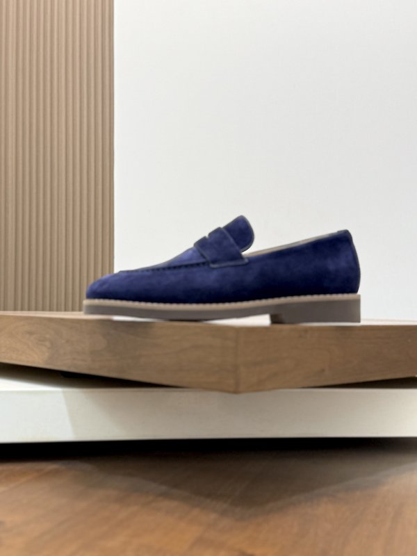 Brunello Cucinelli 스웨이드 로퍼 001-175545