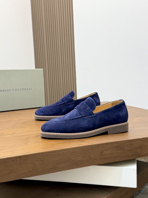 Brunello Cucinelli 스웨이드 로퍼 001-175545
