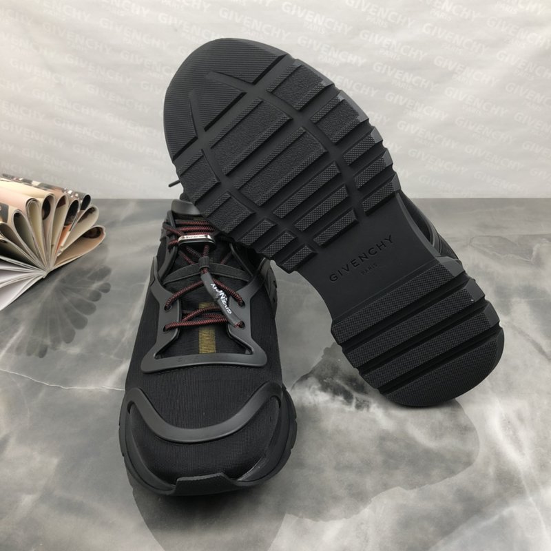 지바시 P780 블랙 로우탑 캐주얼 스니커즈 001-175818