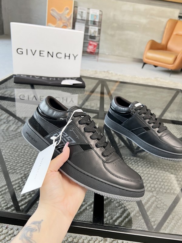 지벐시 Givenchy 남성 가죽 캐주얼슈즈 001-175839