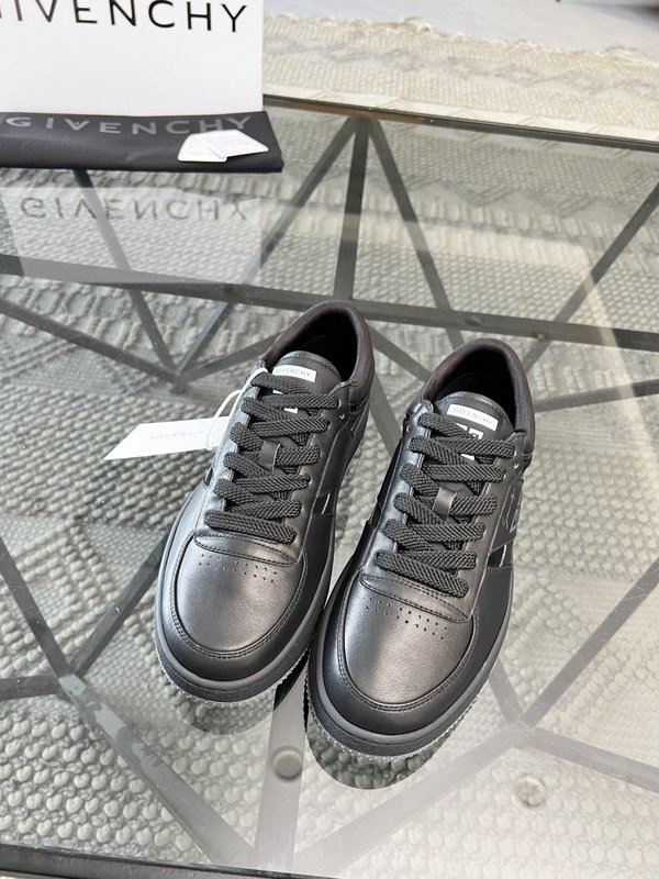 지벐시 Givenchy 남성 가죽 캐주얼슈즈 001-175839