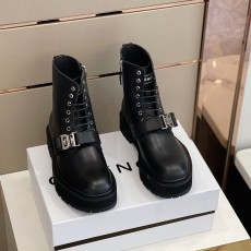 Givenchy GVC 라운드 토 레이스업 부츠 001-175892
