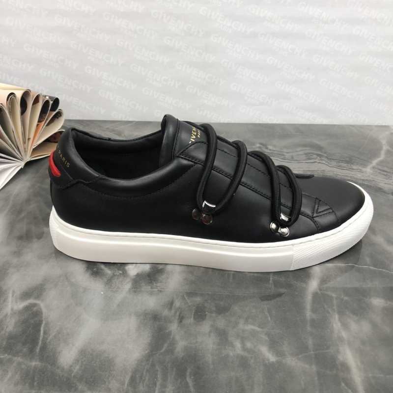 지방시 스네이크 스트랩 가죽 캐주얼 남성화 001-175950