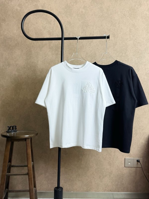 크롬하츠 홀로우 크로스 자수 라운드넥 반팔 티셔츠 001-176172