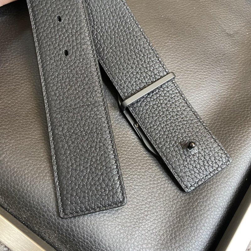 디올 DIOR 클래식 CD 버클 소 가죽 벨트 001-176375
