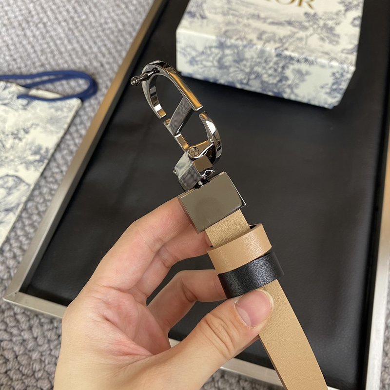 디올 Dior 양면 소 가죽 벨트 2.0cm 폭 001-176387