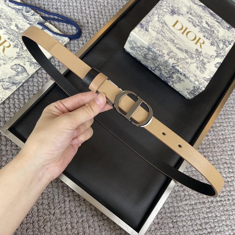 디올 Dior 양면 소 가죽 벨트 2.0cm 폭 001-176387