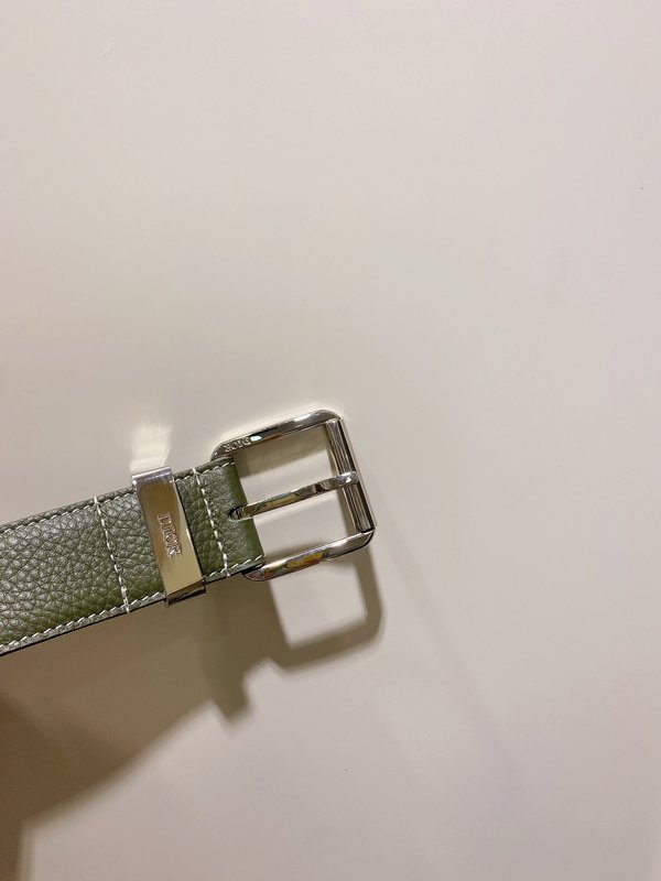 디올 35mm 다크그린 그레인 카프스킨 벨트 001-176406