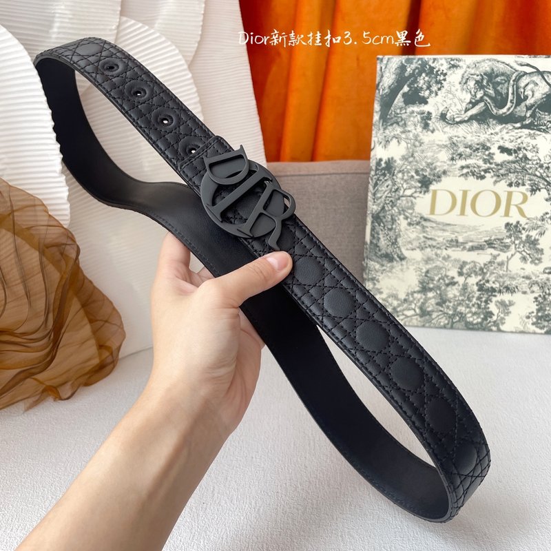 디올 Dior 클래식 엠보스 벨트 이탈리아 소가죽 001-176447