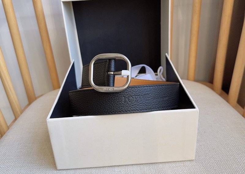 로에베 LOEWE 그레인 가죽 핀 버클 벨트 001-176564
