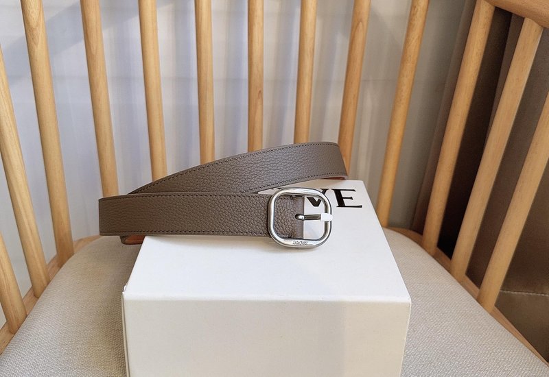 로에베 LOEWE 아나그램 핀 버클 가죽 벨트 001-176565