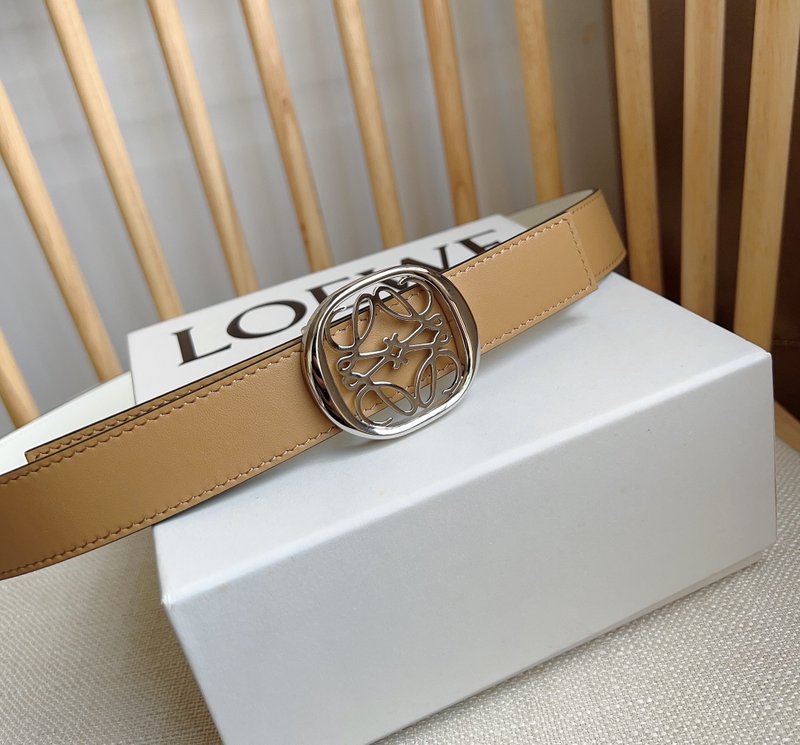 LOEWE 로에웨 매끄러운 소가죽 양면 벨트 001-176602