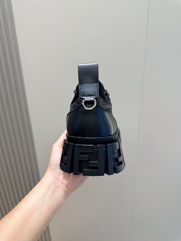 펜디 FENDI Force 시리즈 레더 슈즈 001-177563