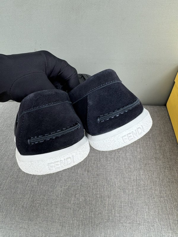 펜디 FENDI 남성 캐주얼 가죽 로퍼 001-177568