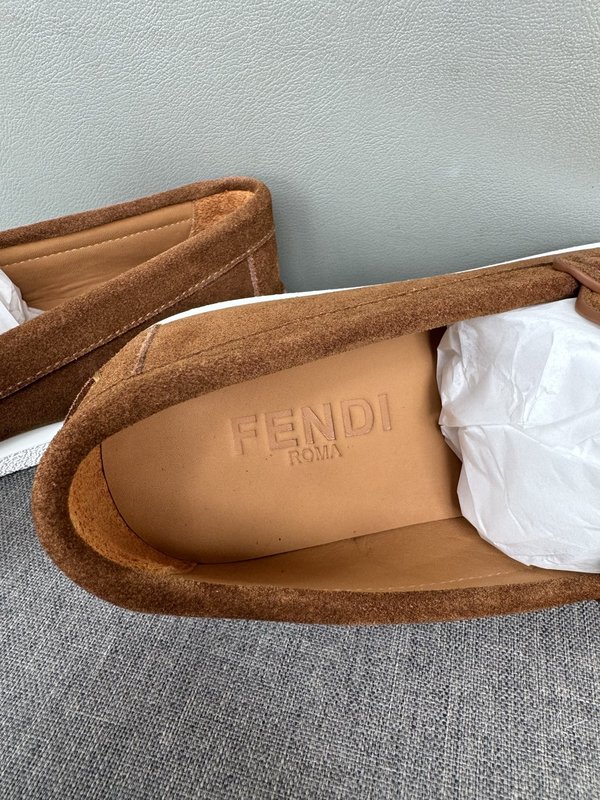 펜디 FENDI 남성 캐주얼 가죽 로퍼 001-177575