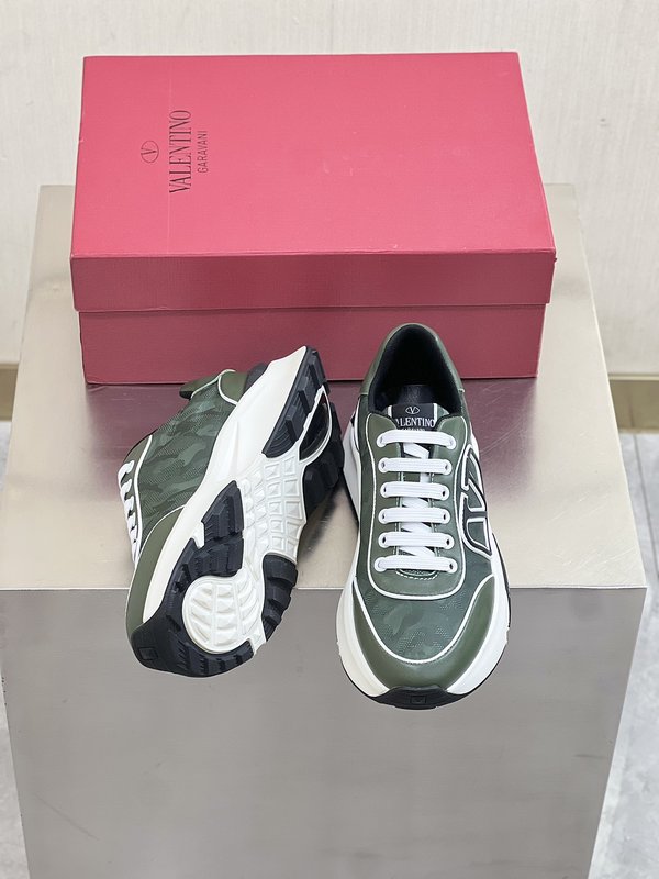 발렌티노 록러너 남성 운동화 001-177724