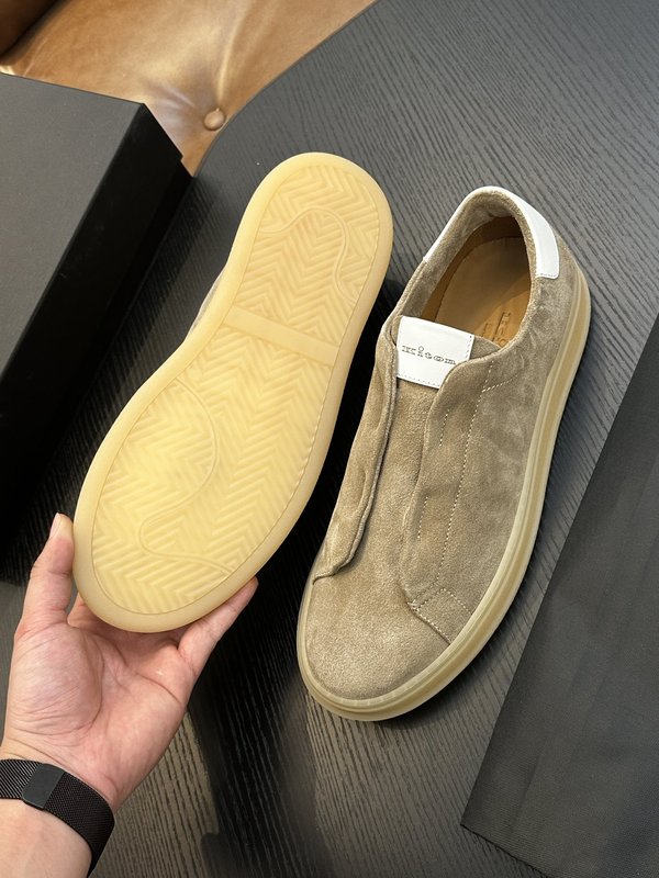 Kiton 남성 스웨이드 스니커즈 001-177864