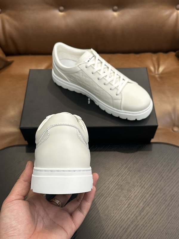 Kiton 남성 송아지 가죽 스니커즈 001-177871