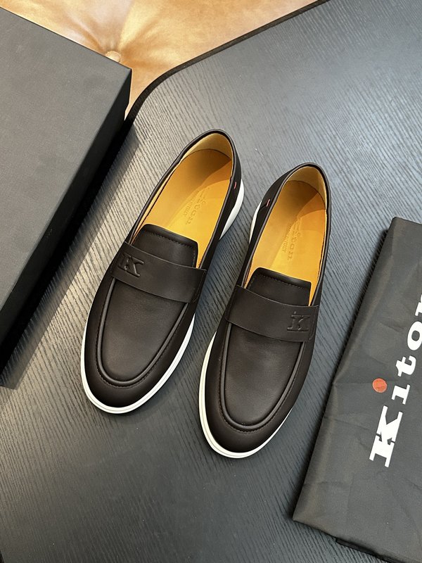 Kiton 남성 소가죽 캐주얼 슈즈 001-177874