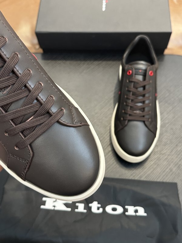 Kiton 남성 송아지 가죽 운동화 001-177897