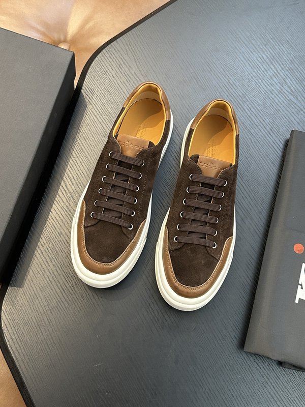 Kiton 남성 소가죽 스니커즈 001-177928