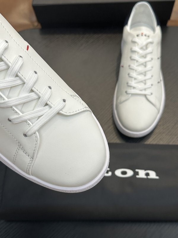 Kiton 남성 송아지 가죽 운동화 001-177934