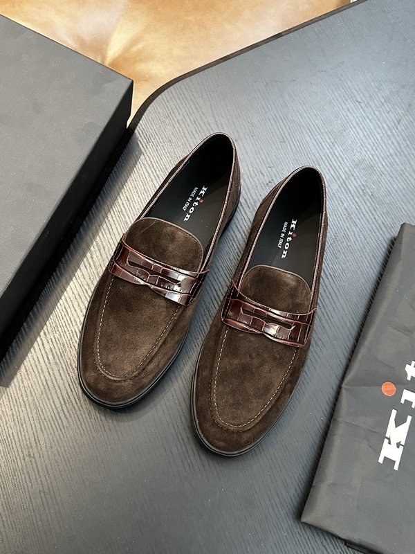 Kiton 남성 소가죽 운동화 001-177958