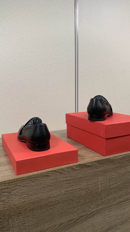 페라가모 남성 비즈니스 캐주얼 가죽 신발 001-178185