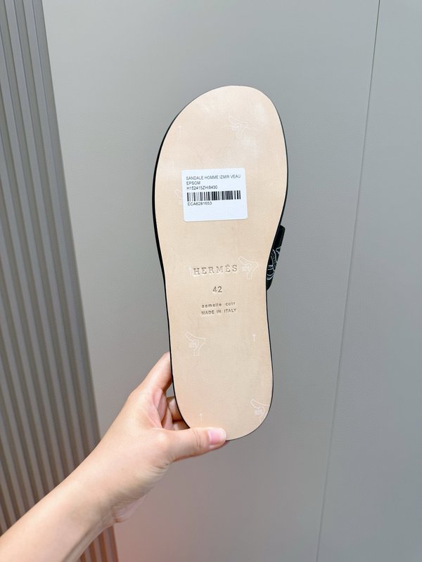 에르메스 클래식 남성 가죽 슬리퍼 001-178497