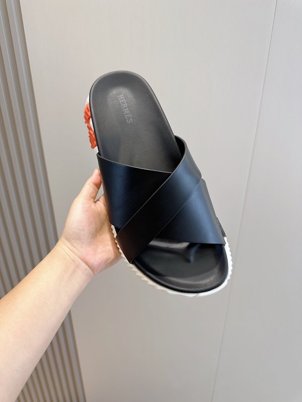 에르메스 인프라 남성 가죽 샌들 슬리퍼 001-179079