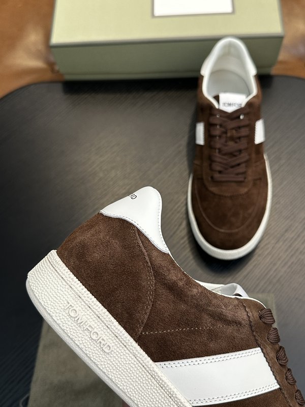 TOM FORD 가죽 로우톱 스니커즈 001-179191