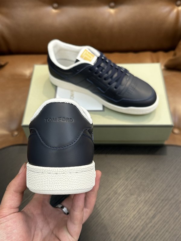 TOM FORD 가죽 로우탑 스니커즈 001-179198