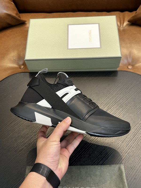 TOM FORD 가죽 로우탑 스니커즈 001-179213