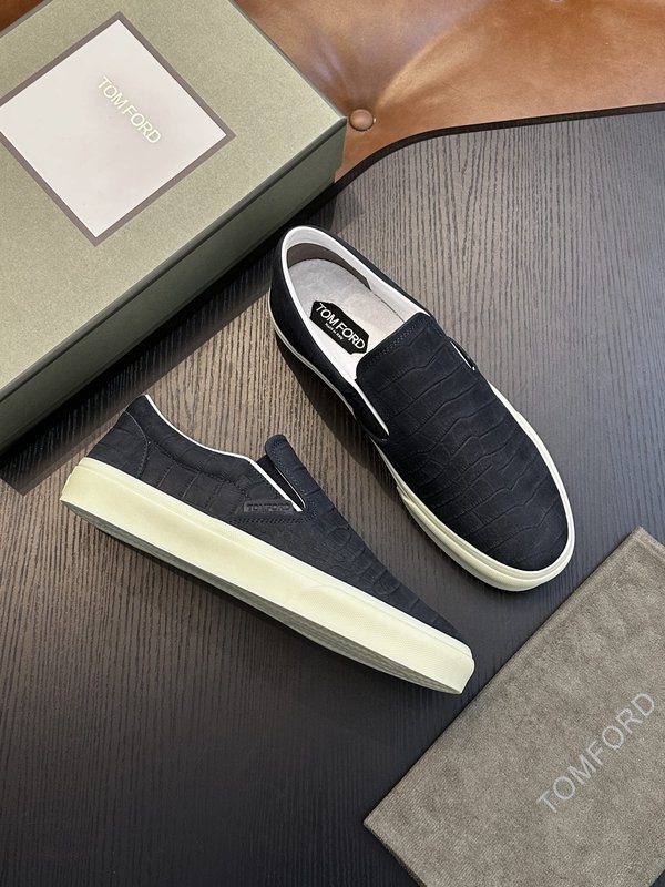 TOM FORD 가죽 로우탑 스니커즈 001-179230