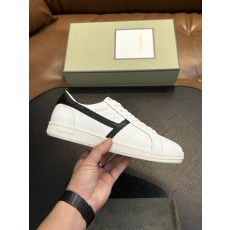 TOM FORD 가죽 로우탑 스니커즈 001-179270