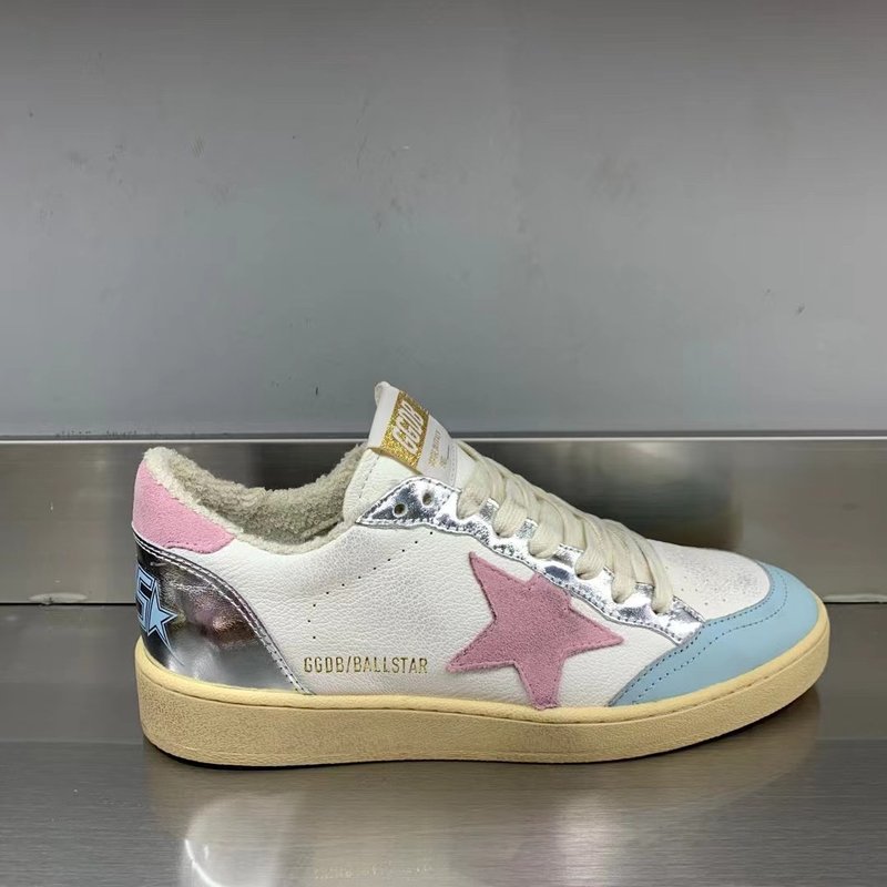 Golden Goose 클래식 운동화 001-179449