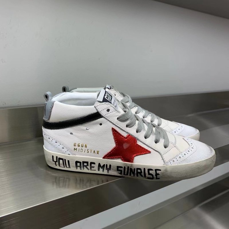 Golden Goose 미드 스타 슈즈 001-179473