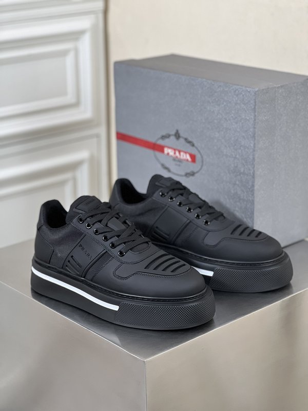 PRADA 남성 두꺼운 바닥 캐주얼 운동화 001-179534