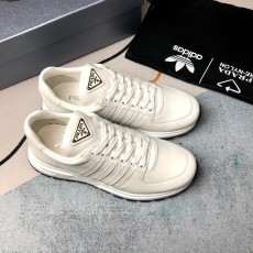 PRADA 프라다 화이트 가죽 신발 001-179573