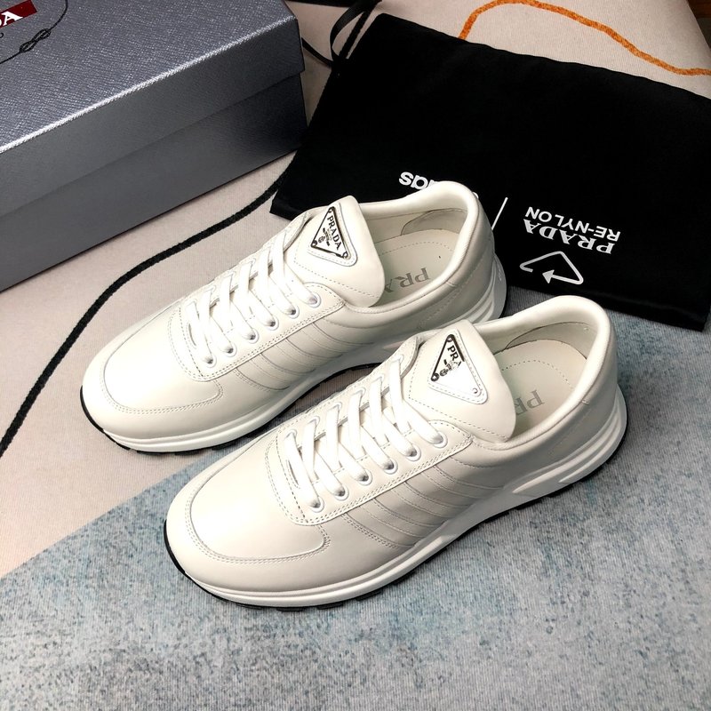 PRADA 프라다 화이트 가죽 신발 001-179573