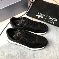 PRADA 블랙 천 소재 신발 001-179576