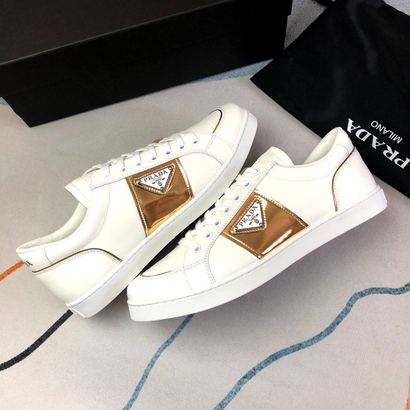 PRADA 프라다 화이트 골드 컬러 슈즈 001-179588