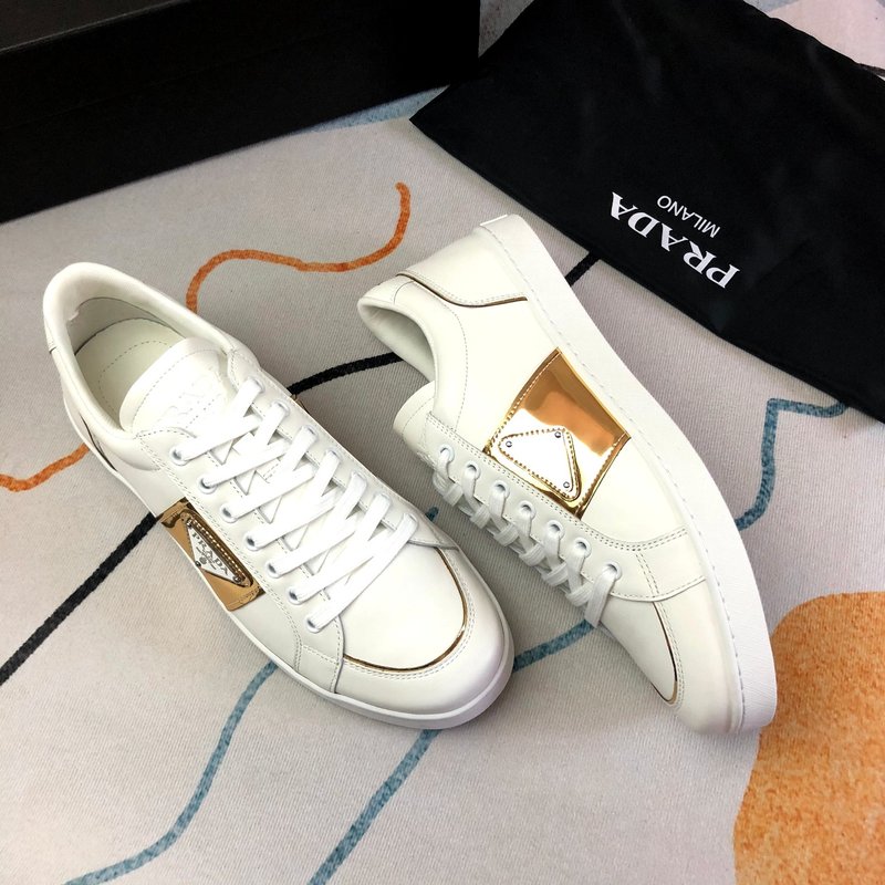 PRADA 프라다 화이트 골드 컬러 슈즈 001-179588