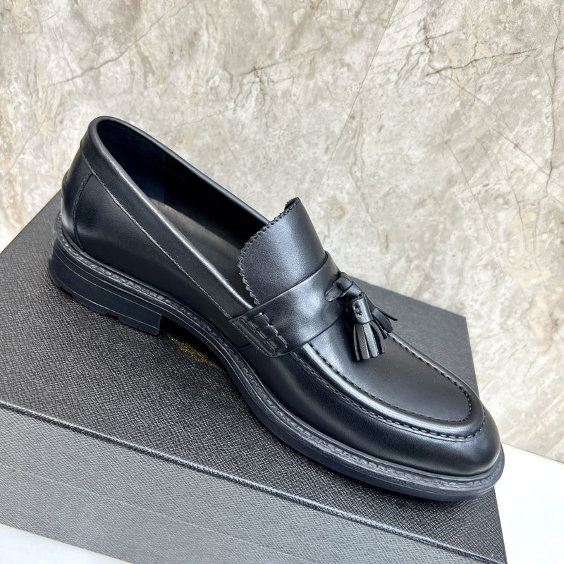 PRADA 프라다 남성 정장 로퍼 구두 001-179600