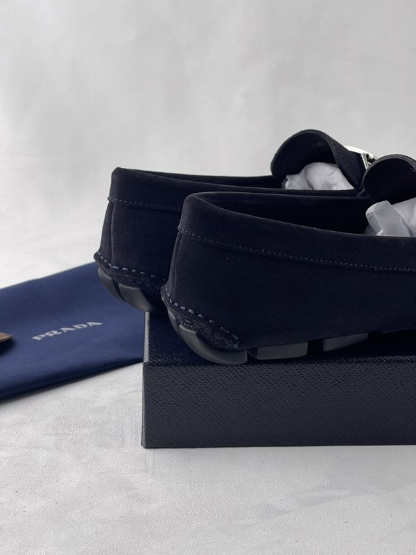 PRADA 수제 봉제 가죽 드라이빙슈즈 남성 001-179620