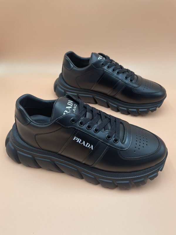 PRADA 오리지널 가죽 캐주얼 남성화 001-179636