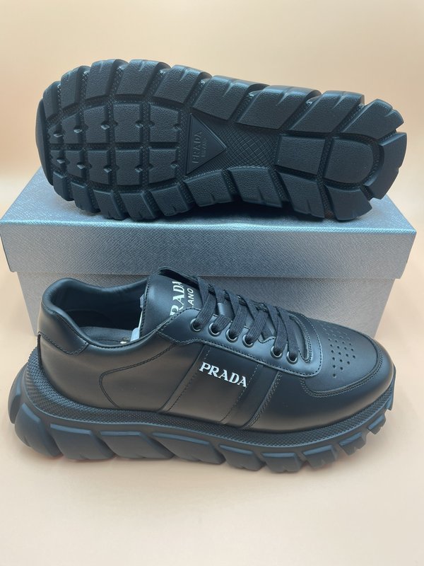 PRADA 오리지널 가죽 캐주얼 남성화 001-179636