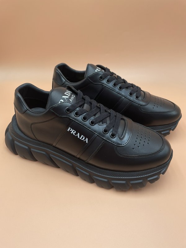 PRADA 오리지널 가죽 캐주얼 남성화 001-179636