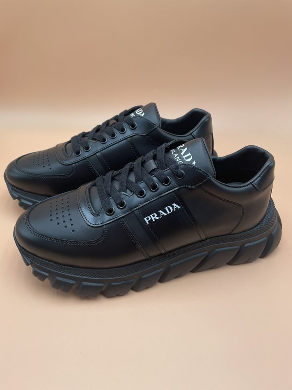 PRADA 오리지널 가죽 캐주얼 남성화 001-179636